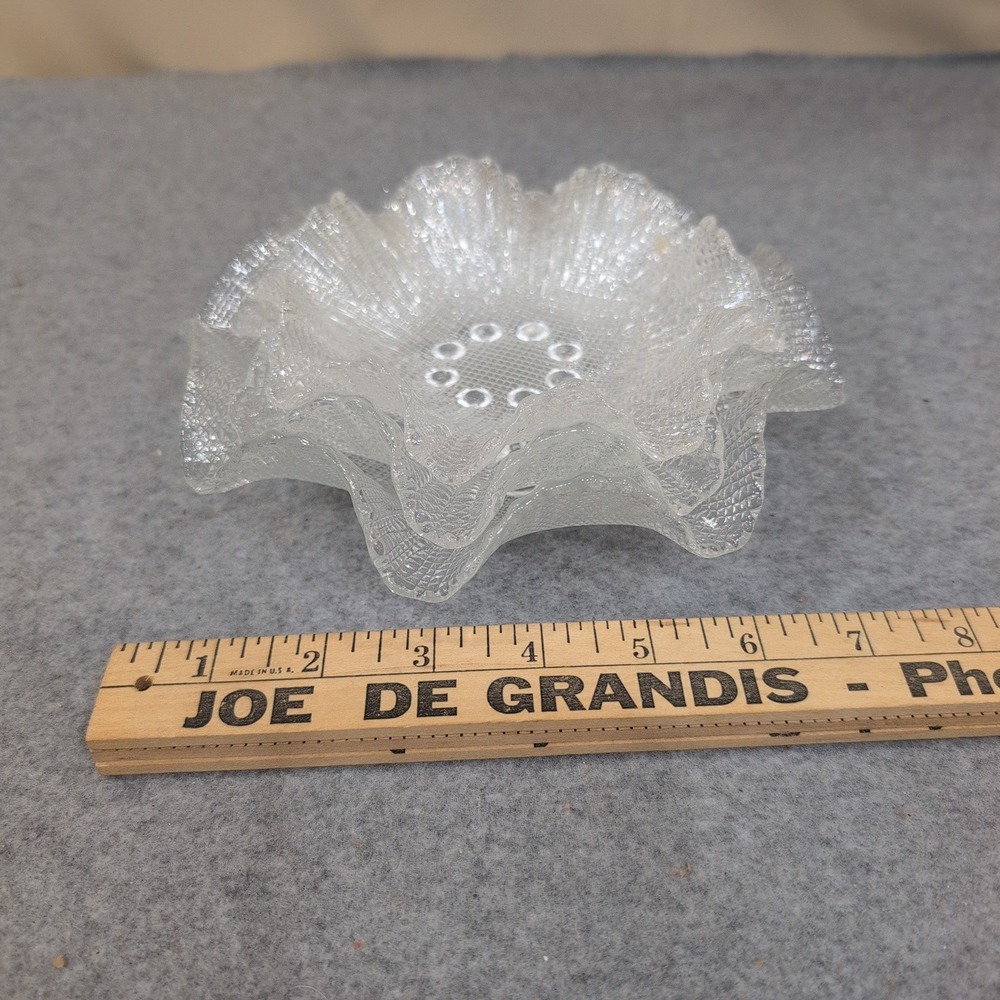 Vintage Clear Textured Ruffled Glass Bowls Set of 3 Bubble Base Trinket Dishes - Picture 4 of 8